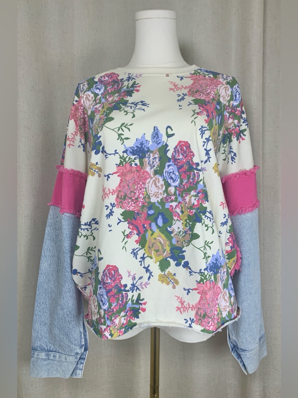 BiBi Floral Denim-Sleeve Sweatshirt | Sz Small New Without Tags